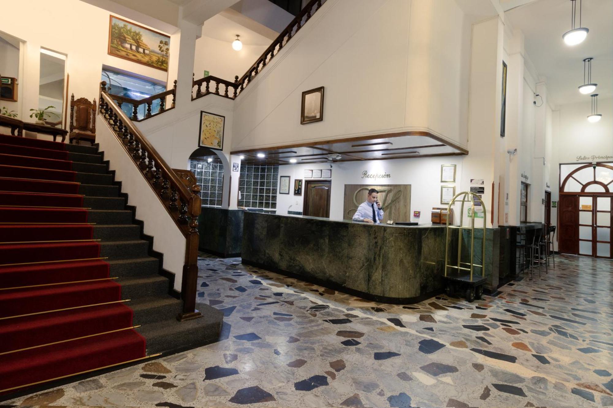 El Gran Hotel De Pereira Luaran gambar